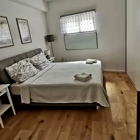 Apartment Grazia Pula Exterior photo